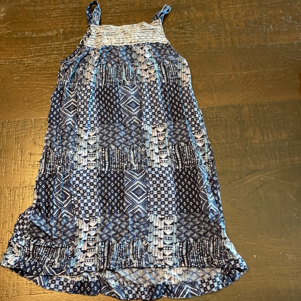 Old navy girls dress. Small